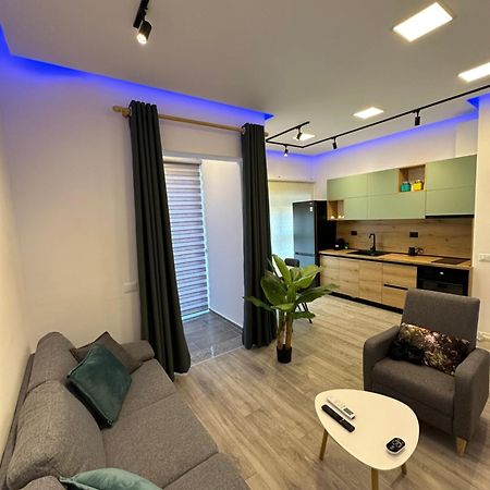 Sunflower Apartment تيرانا المظهر الخارجي الصورة