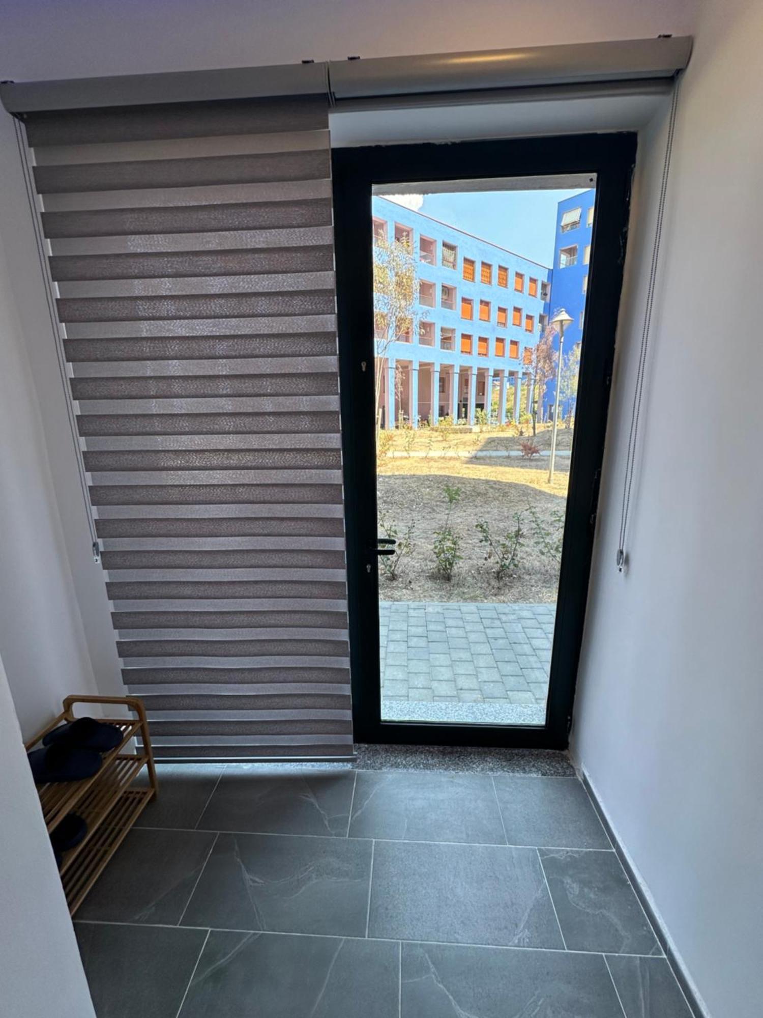 Sunflower Apartment تيرانا المظهر الخارجي الصورة
