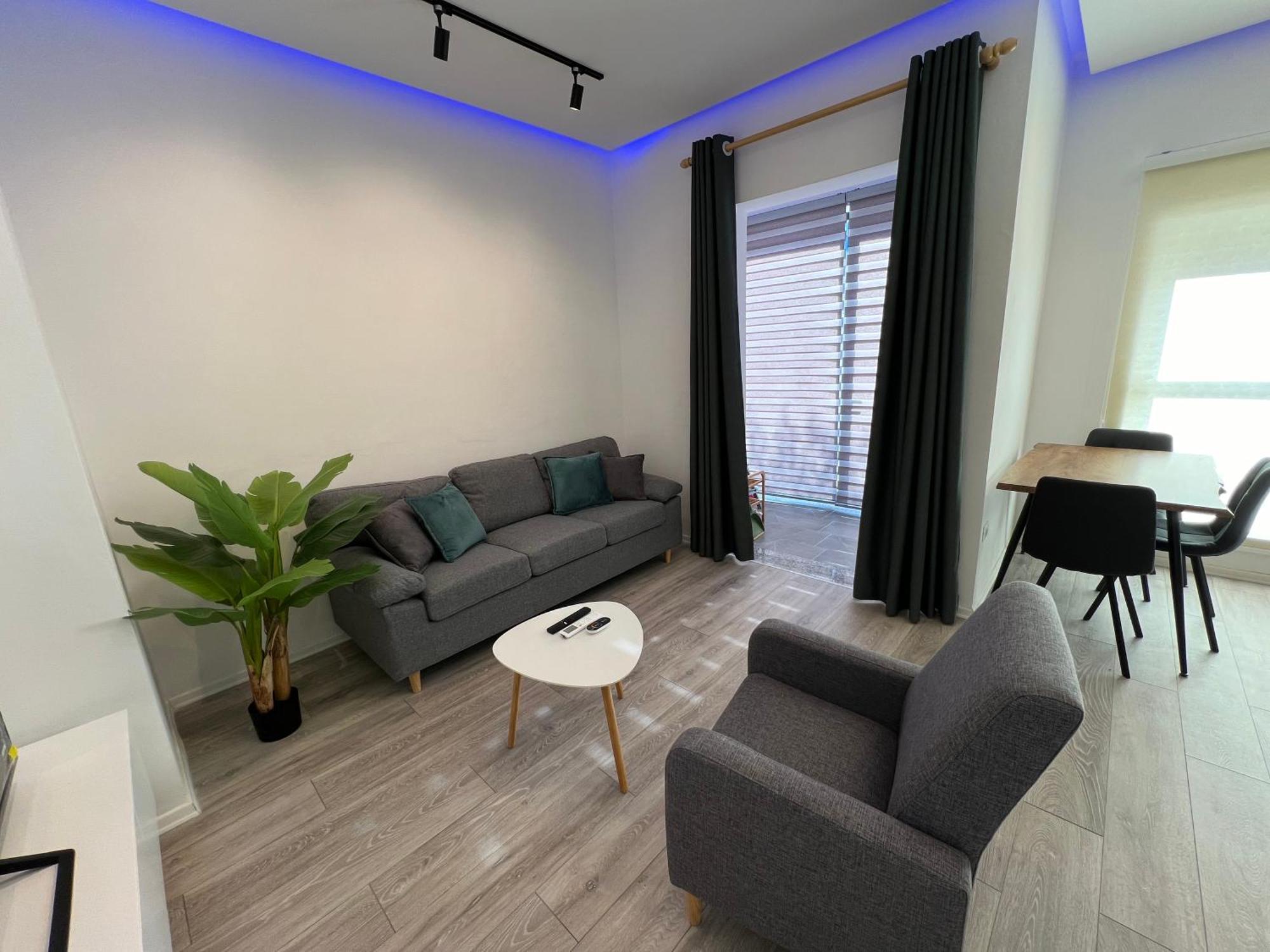 Sunflower Apartment تيرانا المظهر الخارجي الصورة